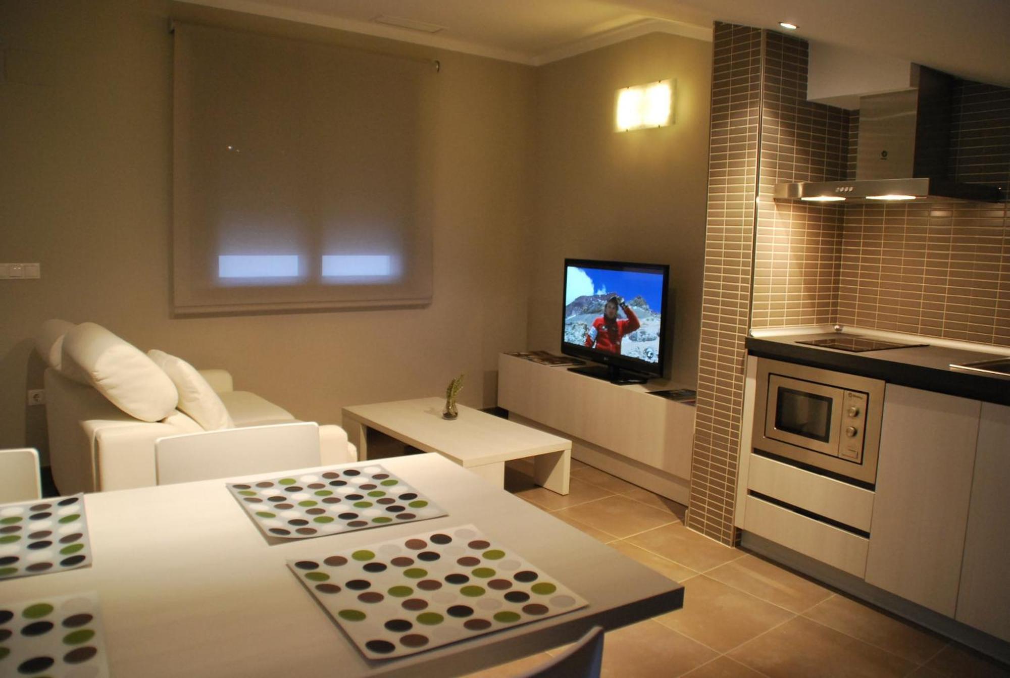 Aparthotel Meseguer Alcañiz Extérieur photo